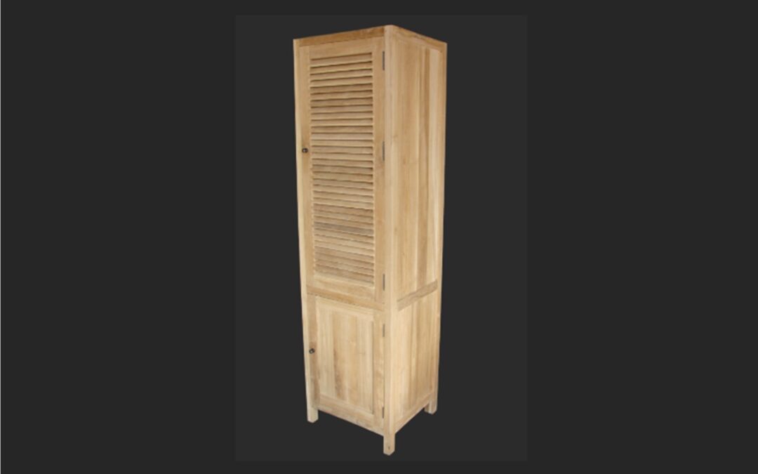 Kolomkast met louvre deuren