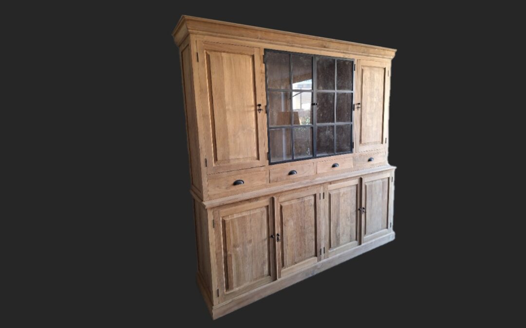 Vitrinekast met metaaldeuren art. 7596