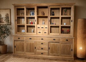 vitrinekast met laden